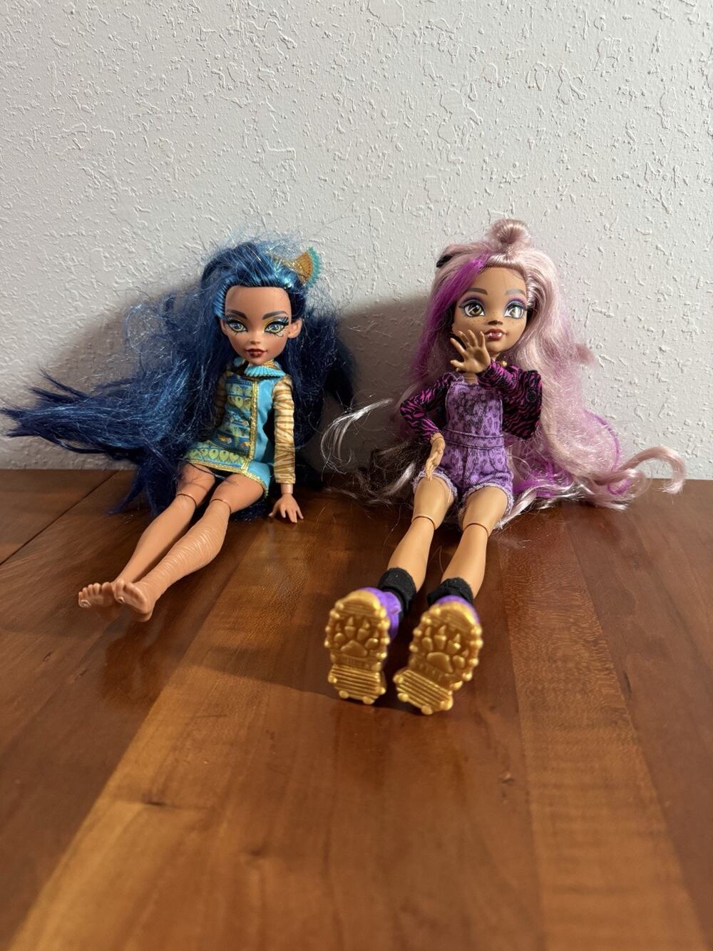 Lot of 2 Monster High Dolls 2021 Mattel Cleo De Nile Clawdeen Wolf With Outfit